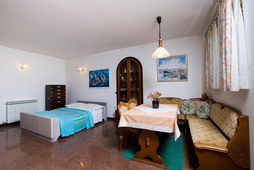 Apartment Dolores Opatija Exterior foto